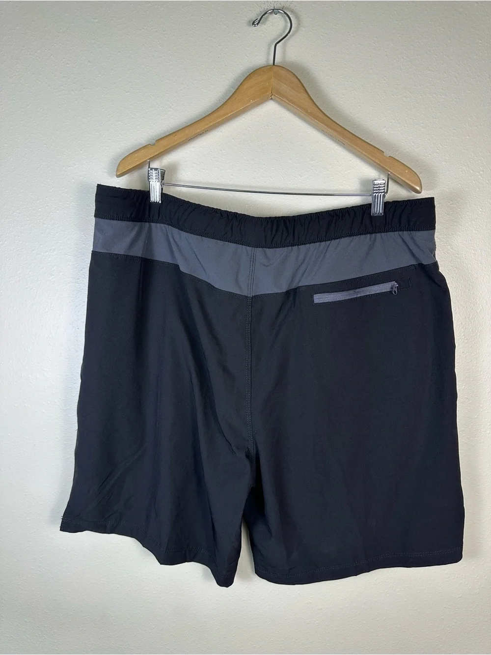 SPEEDO Men's XXL Tech Volley with Hydroliner Boardshort Black Summer Beach